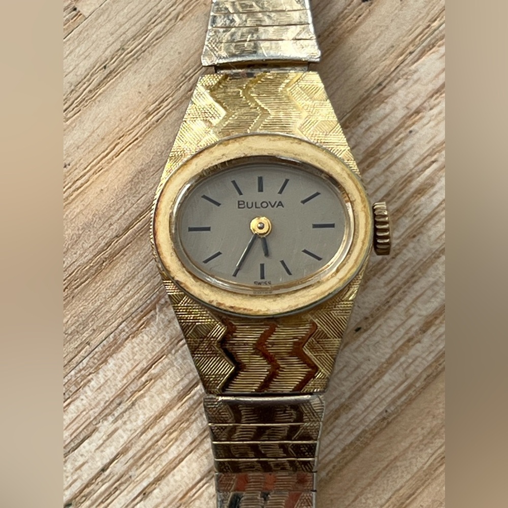 Bulova Rare Vintage 10kt Gold Plated Women’s Zebra Case Bracelet Watch